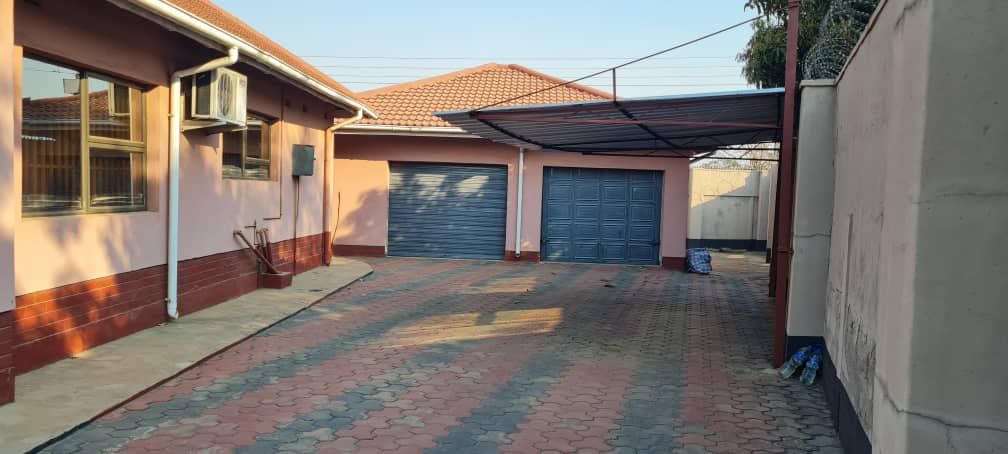 Three bed-roomed house - Arcadia