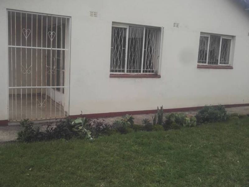 Three bed-roomed house - Msasa Park