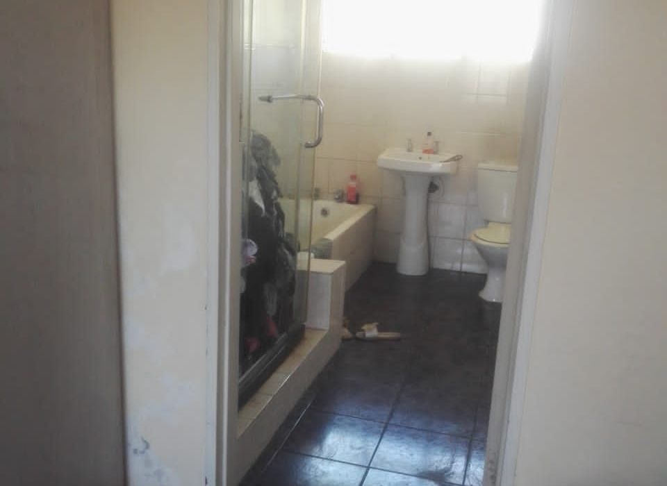 Three bed-roomed house - Msasa Park