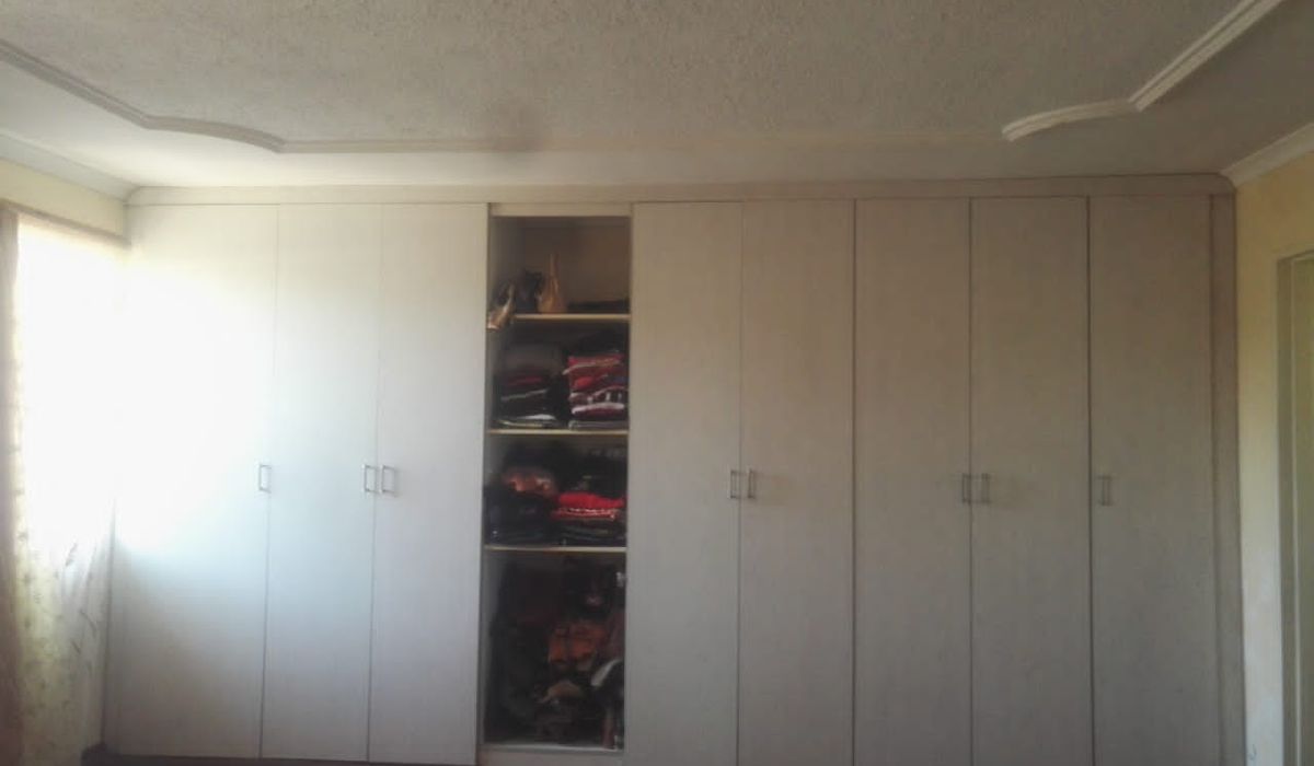 Three bed-roomed house - Msasa Park