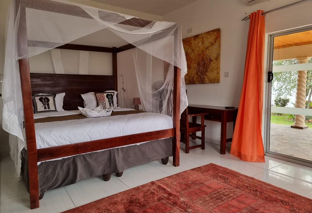 Tourists Lodge for Sale in Kariba