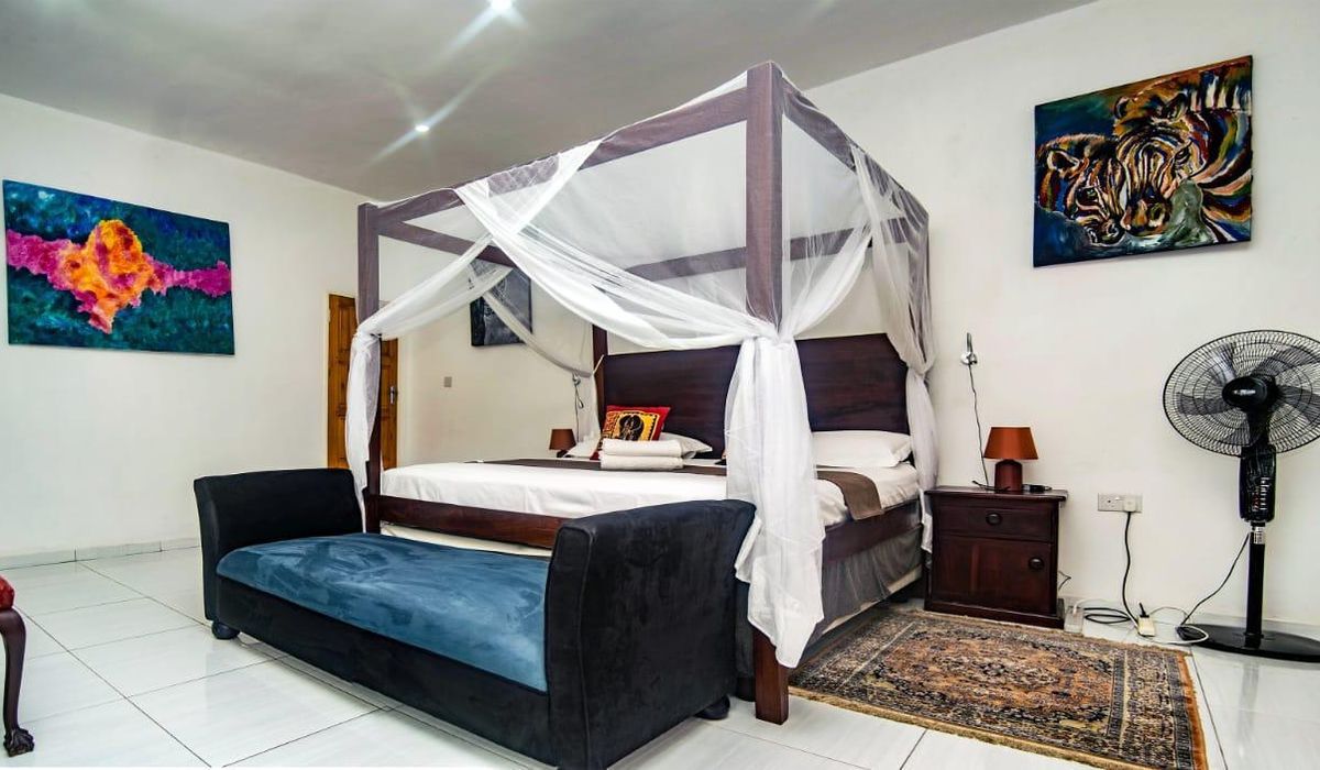 Tourists Lodge for Sale in Kariba