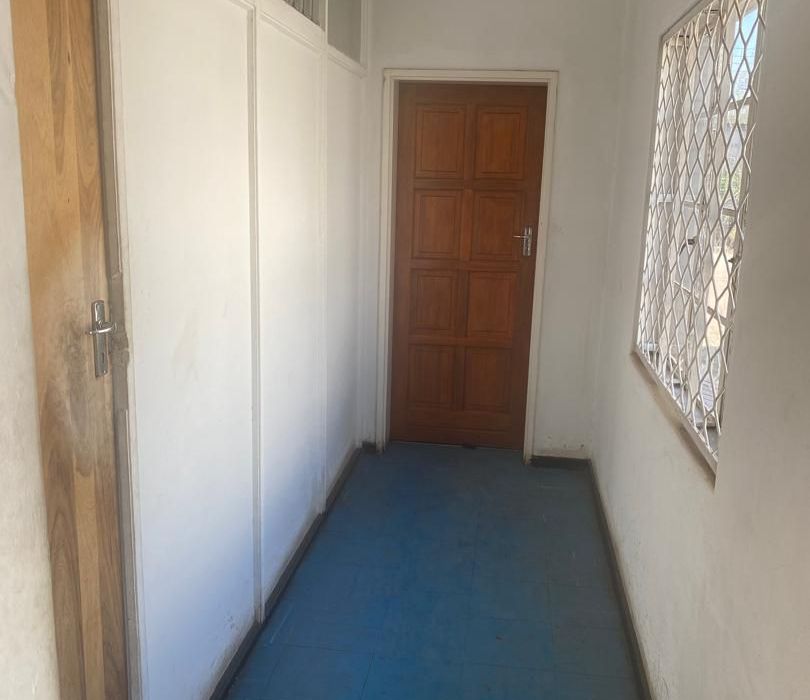 Warehouse in Southerton to Rent 
