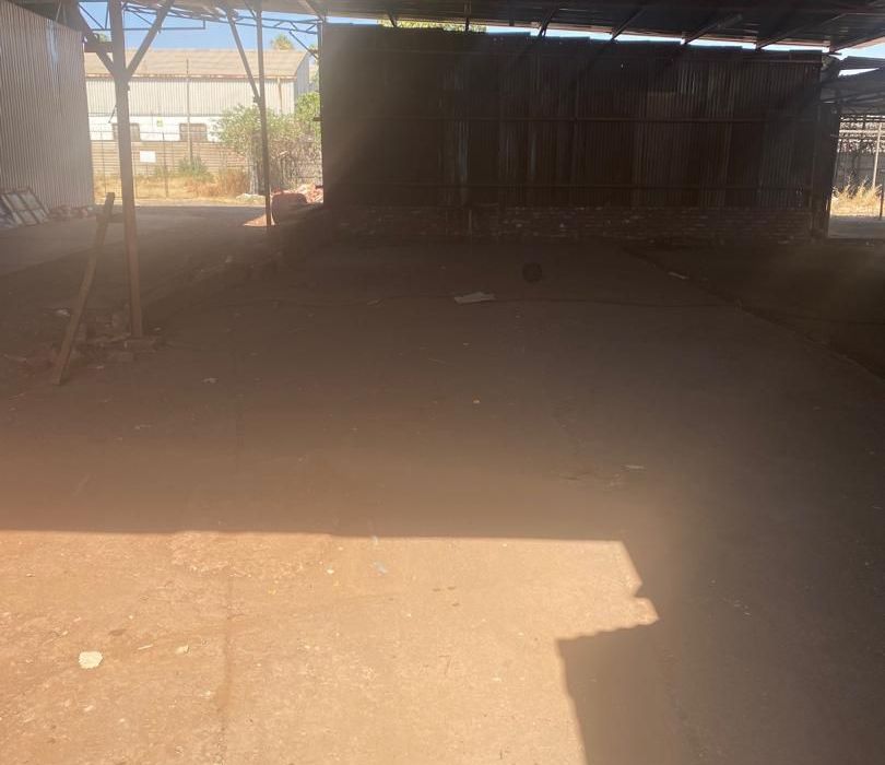 Warehouse in Southerton to Rent 