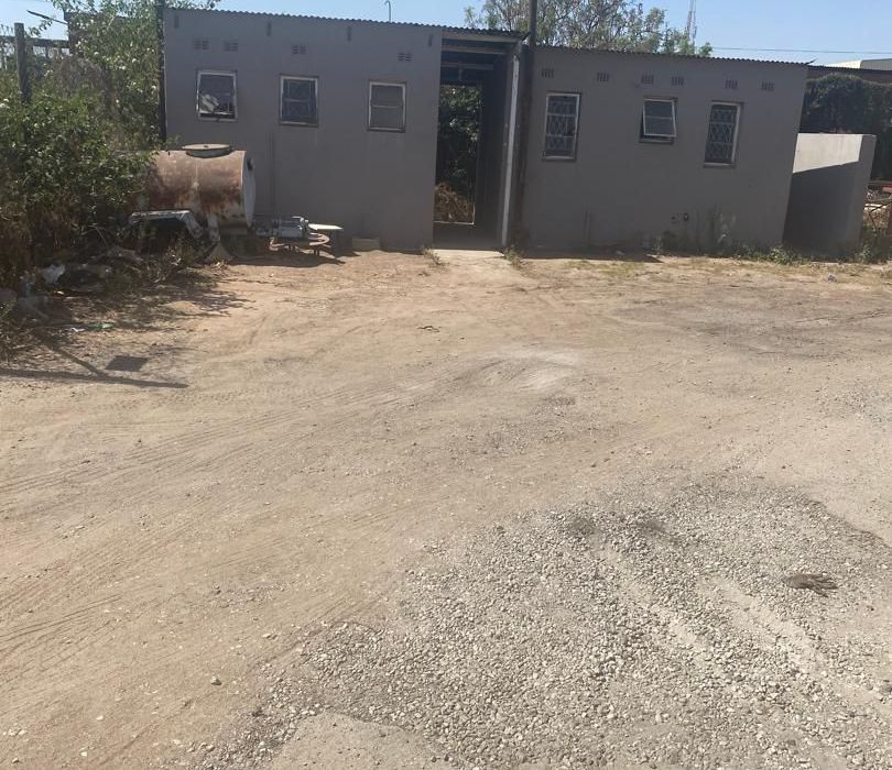 Warehouse in Southerton to Rent 